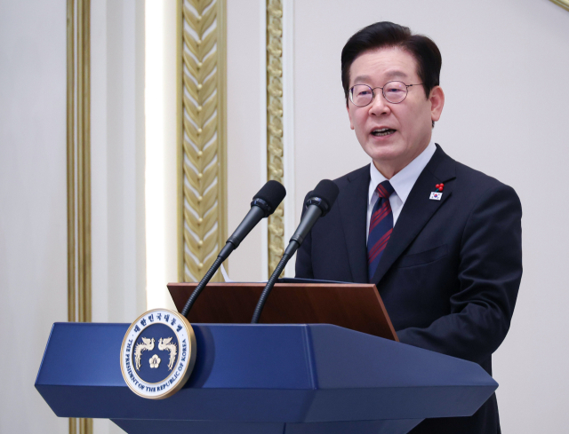 이재명 대통령이 2일 청와대 영빈관에서 열린 신년 인사회에서 인사말을 하고 있다. 연합뉴스