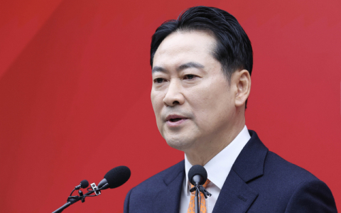 ‘계엄 사과’ 했지만 ‘윤 절연’은 침묵… 장동혁표 ‘변화’ 통할까