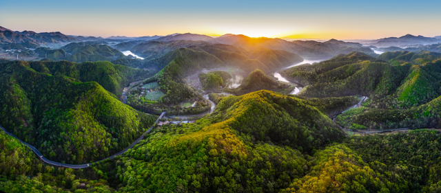 지난해 7월 유네스코 세계유산에 등재된 반구천의 암각화 전경. 울산시 제공