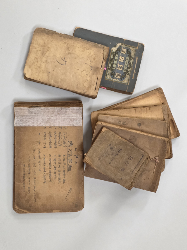 전쟁 시기 일반 병사였던 이원호 씨는 매일 일기를 쓰며 당시 상황을 기록했다. 이원호 씨 일기장 원본. 부산근현대역사관 제공