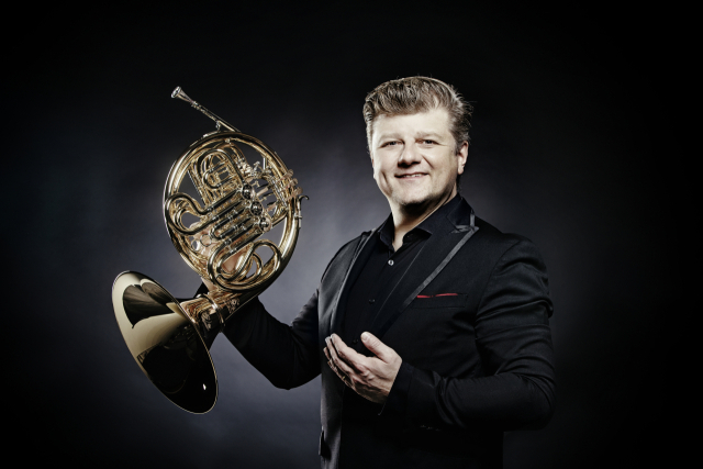 체코 출신 호른 연주자 라덱 바보락. 부산신포니에타 제공