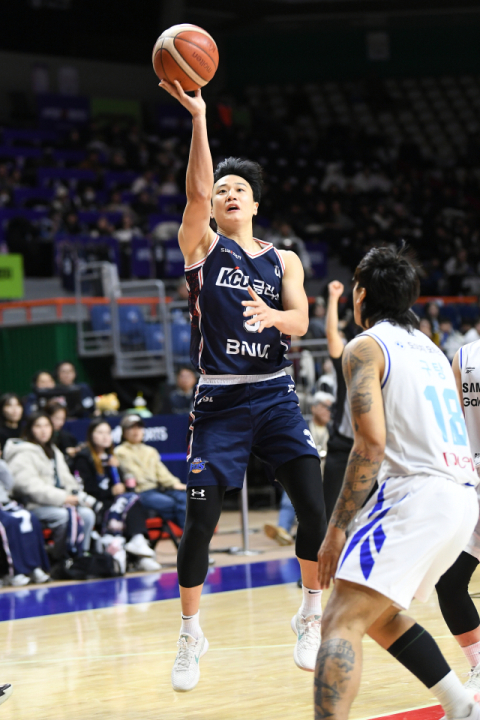 ‘허웅-허훈’ 형제 부활 KCC, 이제 연승 모드 간다