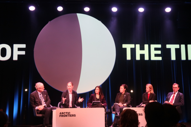 ‘2026 북극 프런티어’가 노르웨이 트롬쇠에서 3일(현지시각) 개회식을 열었다. 이 행사는 지정학적 요충지가 된 북극 문제를 해결하기 위해 마련됐다.