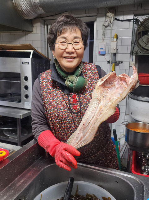 ‘수미식당’ 이순자 대표는 수정동 최고의 손맛을 자랑한다.