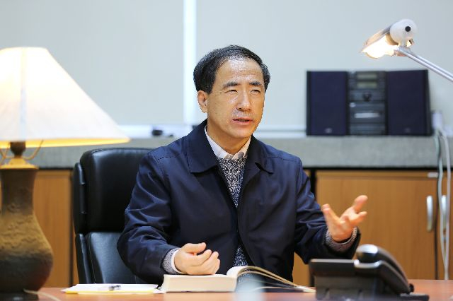 2014.04.28 부산일보DB