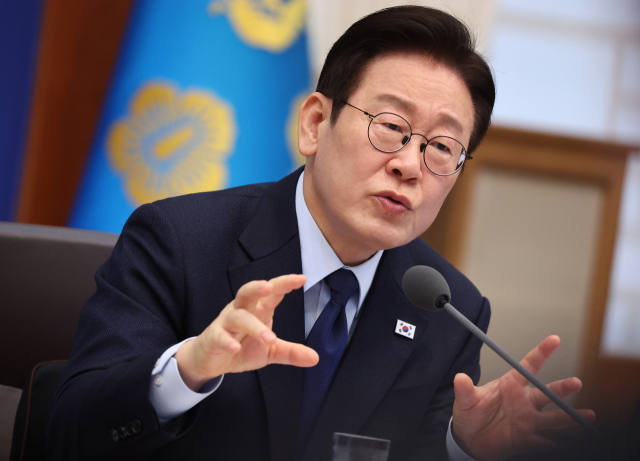 이재명 대통령이 10일 청와대에서 열린 국무회의에서 발언하고 있다. 연합뉴스