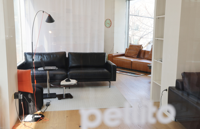 소파 가구의 라이프스타일 서비스를 제공하는 ‘펠리토’ 내부 모습. 이재찬 기자 chan@