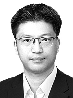 [중앙로365] 보안 없는 로봇, 국가 안보 위협의 시작