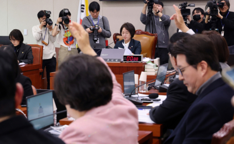 국힘 “이 대통령 퇴임 후 안전 보장 위해 사법체계 허물어…독재 과정”