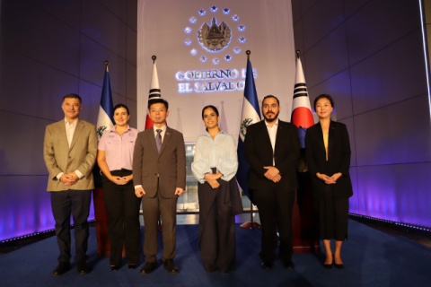 코이카, 엘살바도르에 산모·신생아용 구급차·모바일 클리닉 등 지원