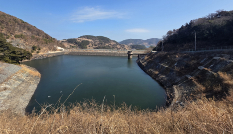 통영 욕지도 식수댐 내달 바닥 드러낸다…‘비상 급수’ 빨간불