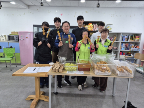 영산대 K-Food조리전공, 지역사회에 ‘닭강정’ 온정 나눠