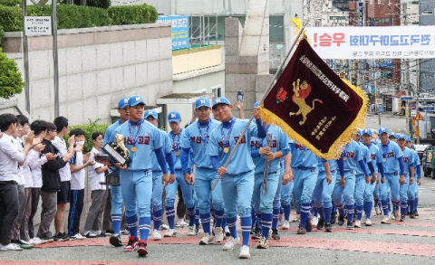 ‘고교야구 최강’ 부산고 야구 거리 추진… ‘추신수 거리’에서 선회