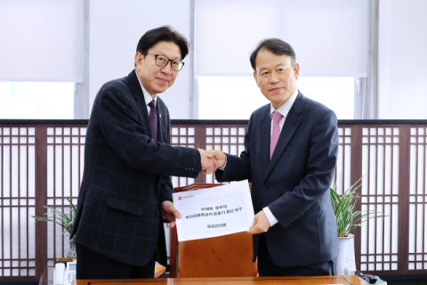 국회 찾은 박형준 부산시장…“금융중심지 부산 흔들기 중단해야”