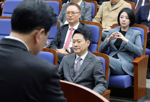 ‘윤 절연’ 두고 내홍 극단 치닫는 국힘...6·3 지선 앞두고 분열 가속