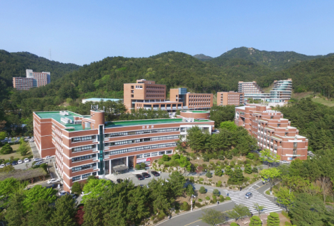 신라대학교 전경.