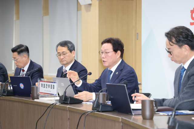 박완수 경남도지사가 3일 확대간부회의에서 발언하고 있다. 경남도 제공