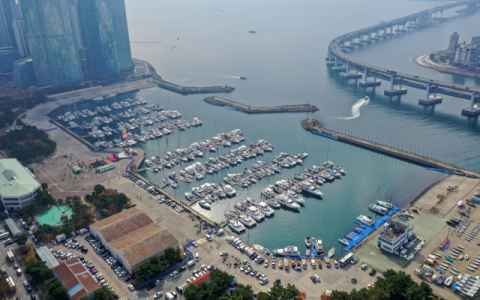 부산시, 수영만 요트업체 무더기 영업정지 ‘퇴거 압박’