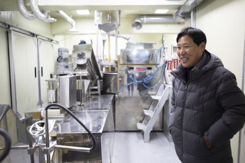 구포연합국수 곽조길 대표는 그의 아들까지 4대째 구포국수의 명맥을 잇고 있다. 부산근현대역사관 제공