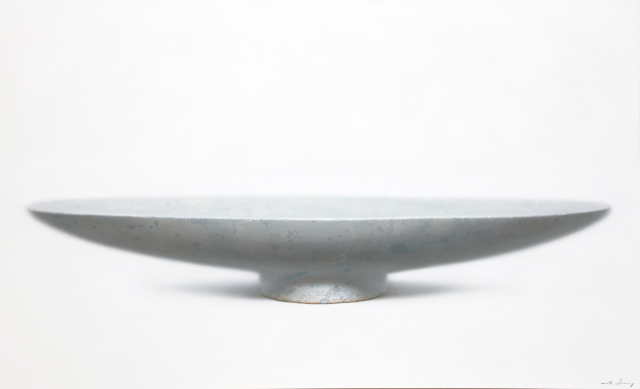 권혁, 접시(비움), Oil on canvas, 2023. 갤러리 휴 제공