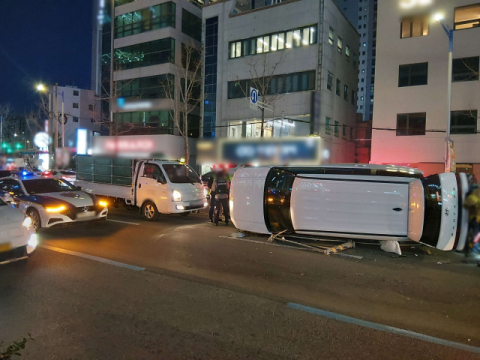 수영교차로 인근서 급차로 변경 사고… 운전자 3명 경상