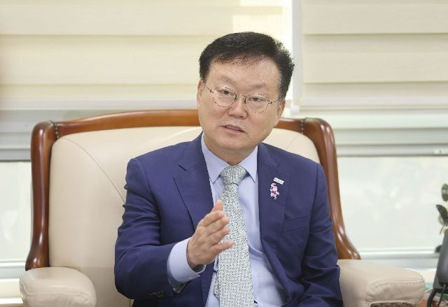 부산시설공단 이성림 이사장. 부산일보DB