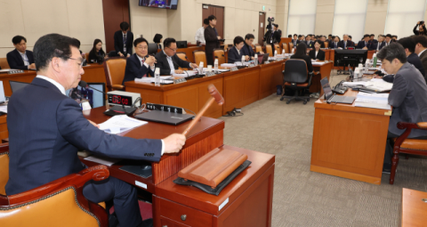 부산 글로벌법, 국회 상임위 통과…31일 본회의 처리 목표