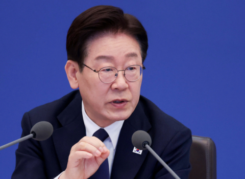 [영상] 이 대통령 “부산만 만들면 대전, 광주 어떡하나”…‘부산 글로벌법’ 영향 미치나