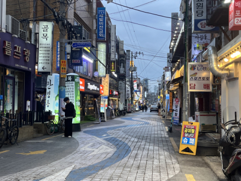 새학기에도 대학가 앞 술집 ‘썰렁’