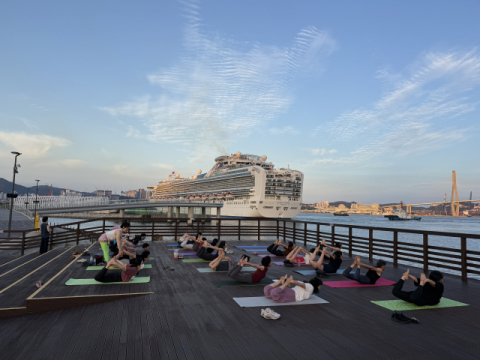 지난해 가을 북항친수공원 노을해변요가 전경.