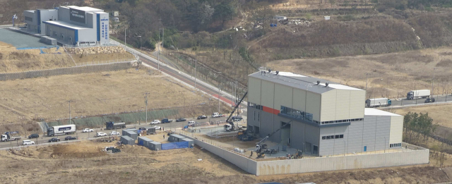 이달 말 준공을 위해 마무리 공사 중인 육상 실증센터 전경, 양산시 제공