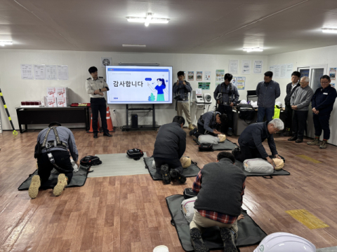 심폐소생술 훈련 현장.
