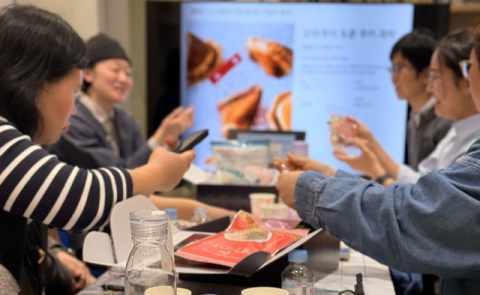 “오미야게 상자 보고 사투리 과자 떠올렸어요”