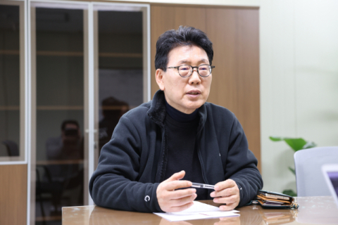 [인터뷰] 최열 부산시 총괄계획가 “난 발밑만 보고 걷는 사람… 늘 도시 공간 혁신 구상 중”