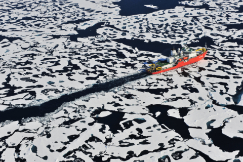 [단독] 북극항로 시대 뒷받침할 ‘항만 개발 로드맵’ 나온다