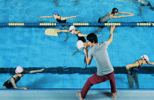 권순관, Gestures in swimming, 2009. space bv 제공