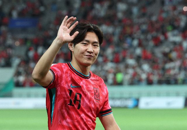 소속 팀의 챔피언스리그 일정으로 대표팀 합류가 늦어질 것으로 예상되는 축구 국가대표팀 이강인. 연합뉴스