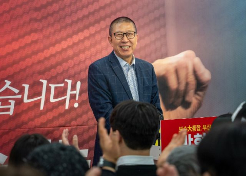 박형준은 청년·전재수는 해양…시장 후보 저서 보면 시정 보인다