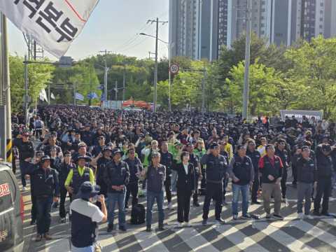 화물연대 조합원 사망 후폭풍, 노사·노정 전방위 확산