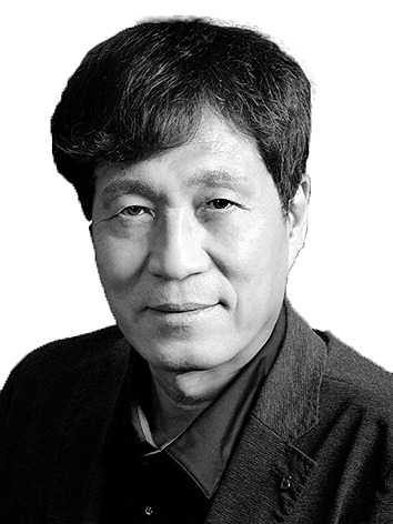 [배학수의 문화풍경] 비틀거릴 자유… 디지털 시대 칸트의 전언