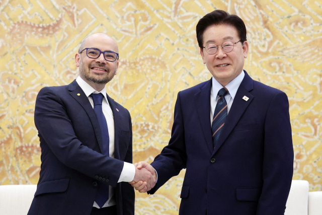 이 대통령-하사비스 "이르면 2030년 범용 인공지능 시대"