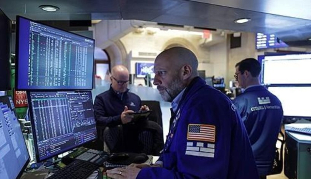 뉴욕증권거래소의 트레이더. 로이터 연합뉴스 자료사진.