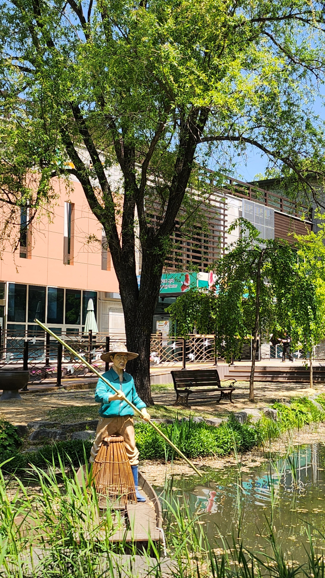 우포늪 생태를 한눈에 볼수 있는 우포늪생태관의 볼거리들. 창녕군청 제공·김진성 기자