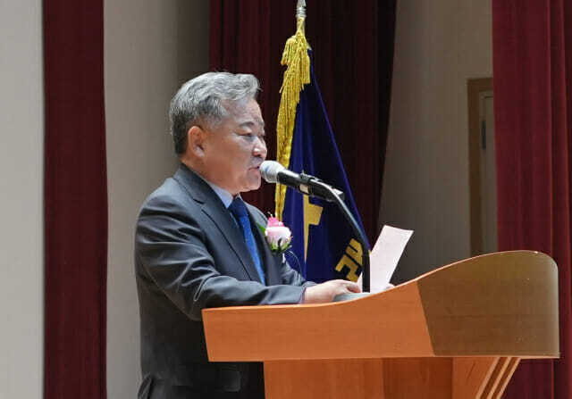 김성진 전력거래소 이사장이 6일 나주 본사에서 열린 취임식에서 취임사를 하고 있다. 전력거래소 제공