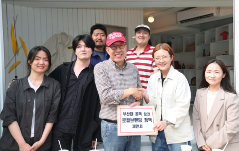 처지는 다르지만…‘지지층 결집’ 씨름하는 박형준·한동훈의 고난도 ‘줄타기’