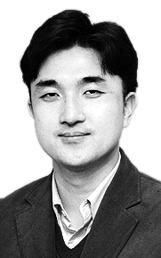 [박세익의 뷰파인더] 보이지 않는 감옥, 에코 체임버 탈출하기