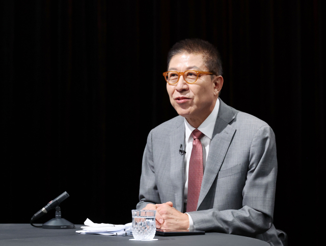 국민의힘 박형준 부산시장 후보가 12일 오후 부산MBC에서 열린 초청토론회에서 발언하고 있다. 정종회 기자 jjh@
