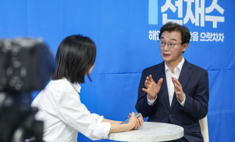 전재수 “길을 잃고 방황한 5년…부산도 일 잘하는 시장이 필요하다” [부산시장 후보 심층 인터뷰]