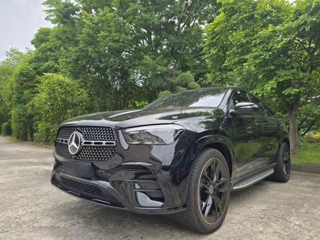 메르세데스-벤츠 GLE 450 4매틱 AMG 라인 나이트 에디션.