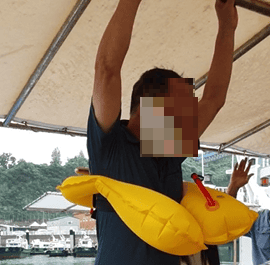 팽창식 벨트형 구명조끼가 팽창한 모습. 해양교통안전공단 제공